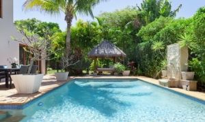 Platypus Pools - Pebble Interiors